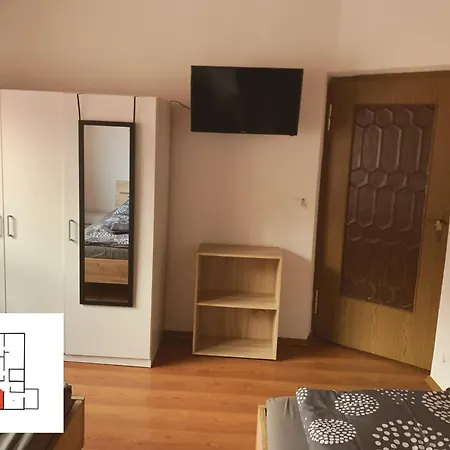 Δωμάτια σε οικογενειακή κατοικία Monteurzimmer Kati 1